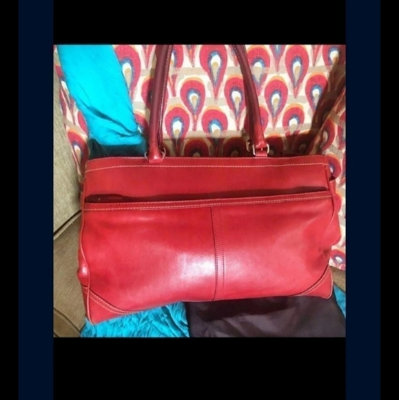 👑 Coach Handbag! - Picture 5 of 6